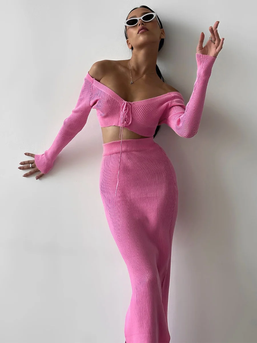 Uveng Uveng Tight Knitted Set Autumn/Winter 2023 New Women's Long-Sleeved Sweater Skirt Two-Set