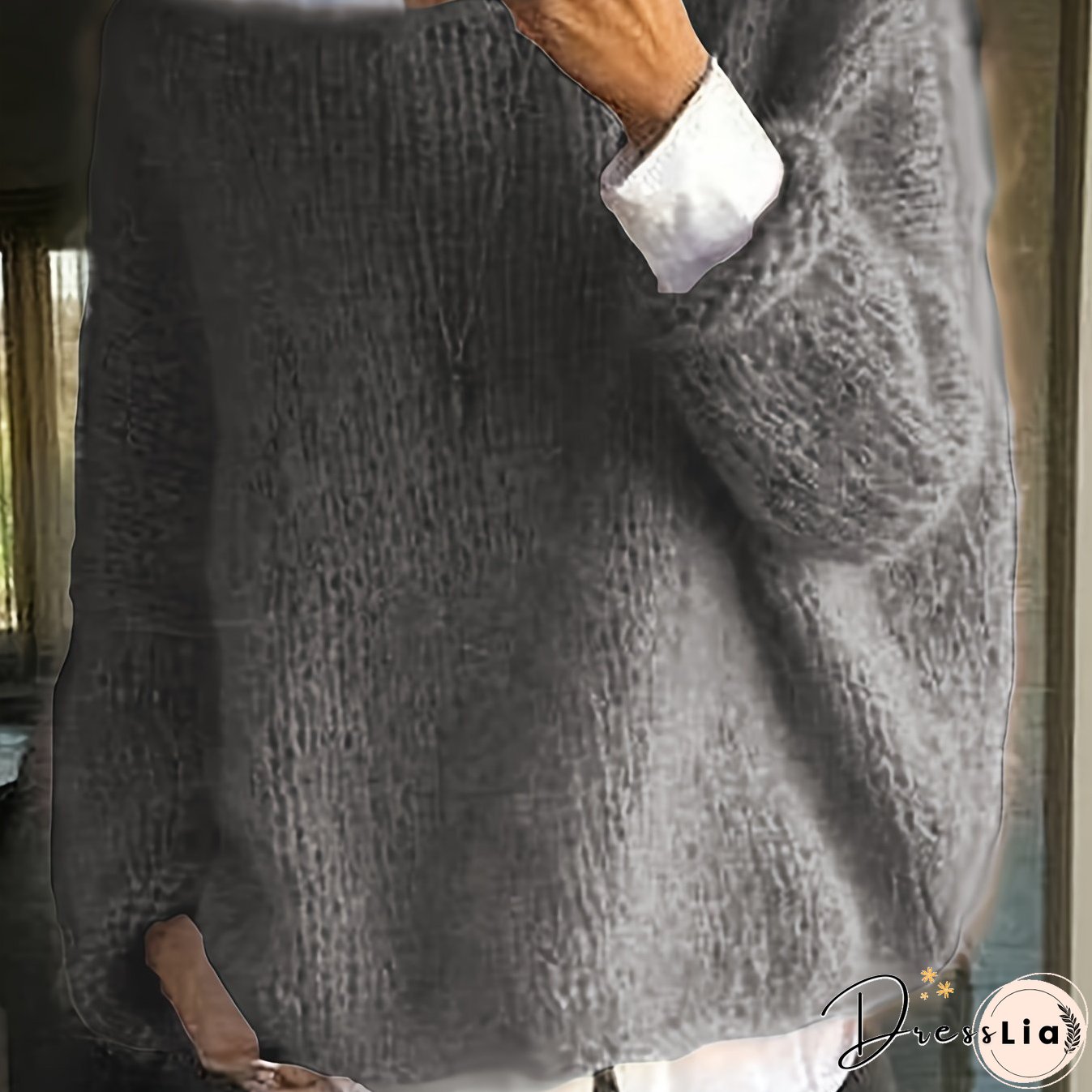 Relaxed and Timeless winter Pullover