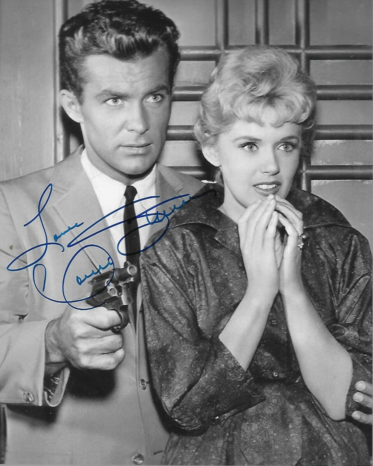 Connie Stevens Original Autographed 8X10 Photo Poster painting #37 signed at Hollywood Show