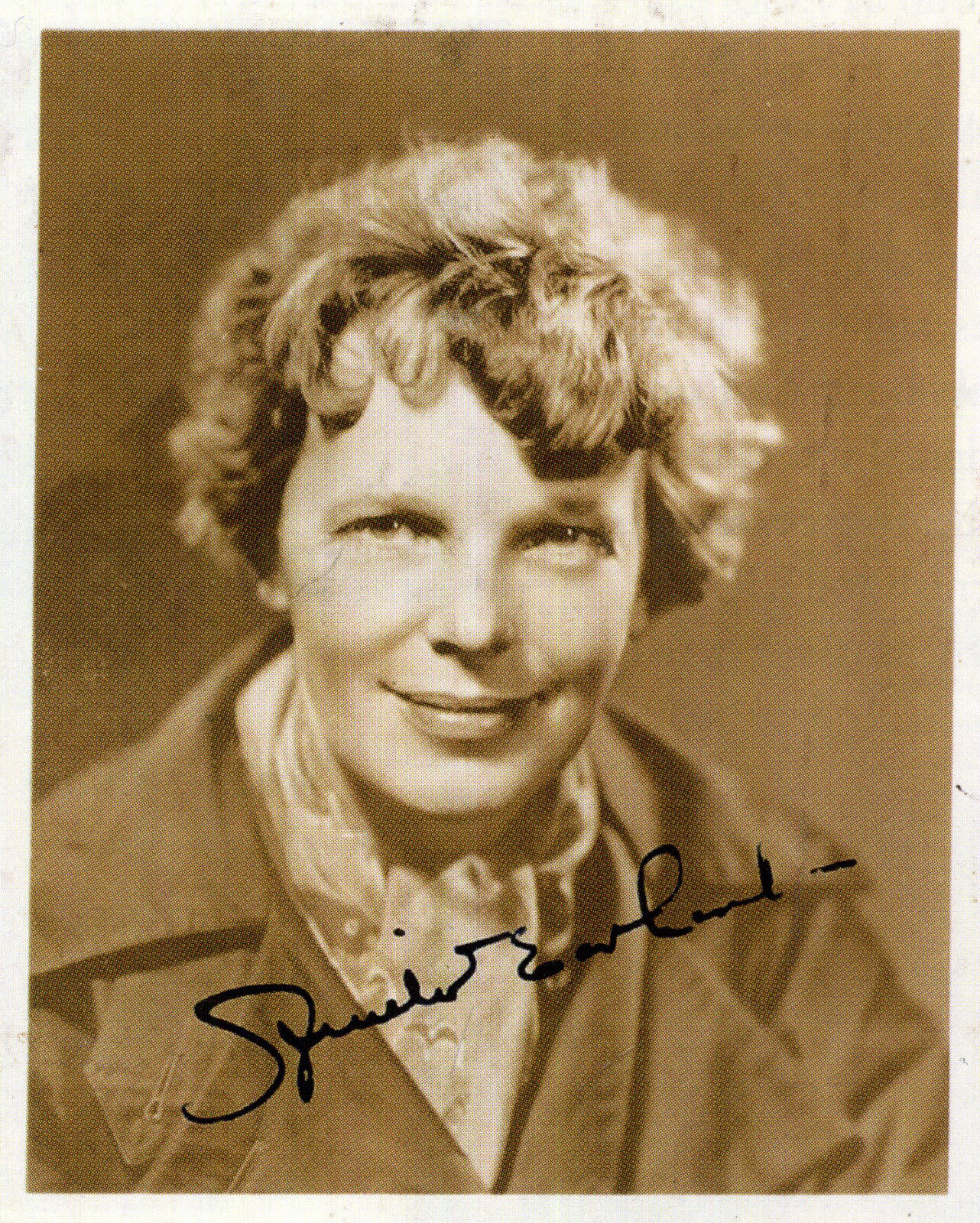 AMELIA EARHART Signed Photo Poster paintinggraph - Aviator / Pioneer / Author reprint