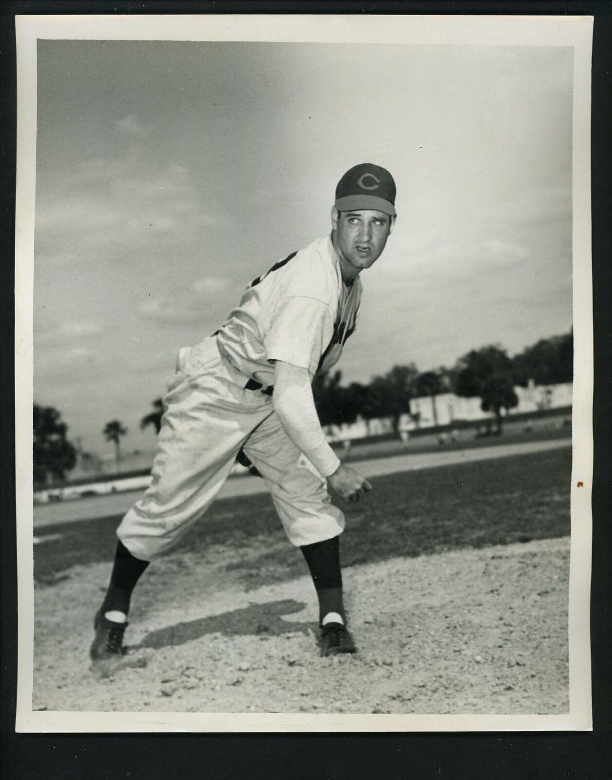 Frank Dacoli The Sporting News circa 1940 Press Photo Poster painting Cincinnati Reds pitching