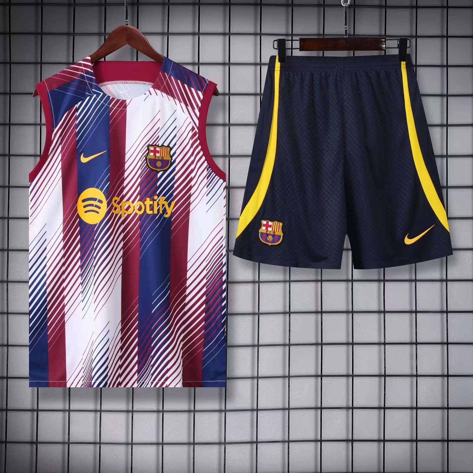 23/24 Barcelona vest training Kit Thai version football shirt 