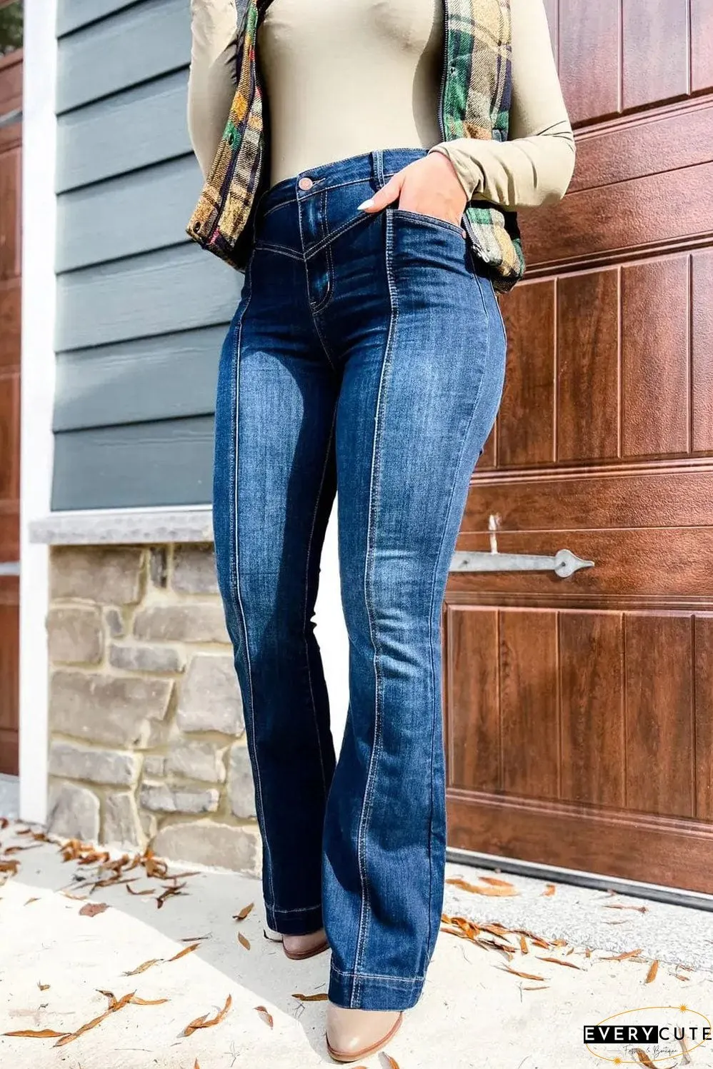 Trendy Flared Leg Jeans