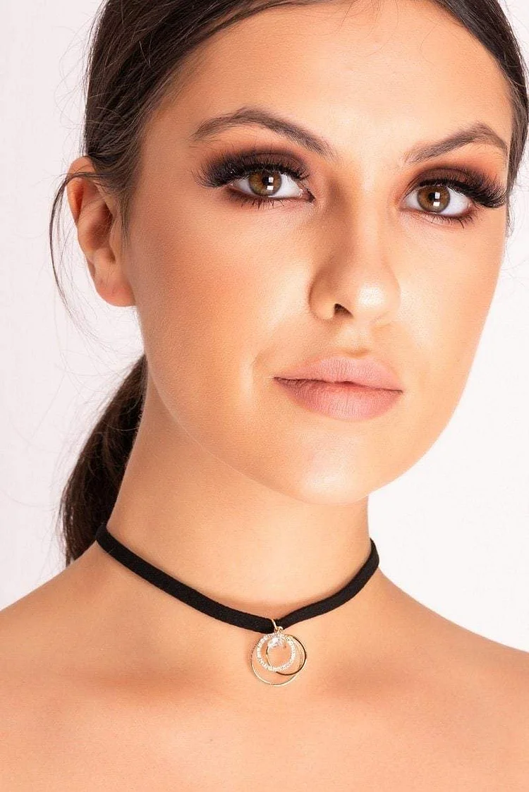 Jordan Black Circle Pendant Choker Katch Me
