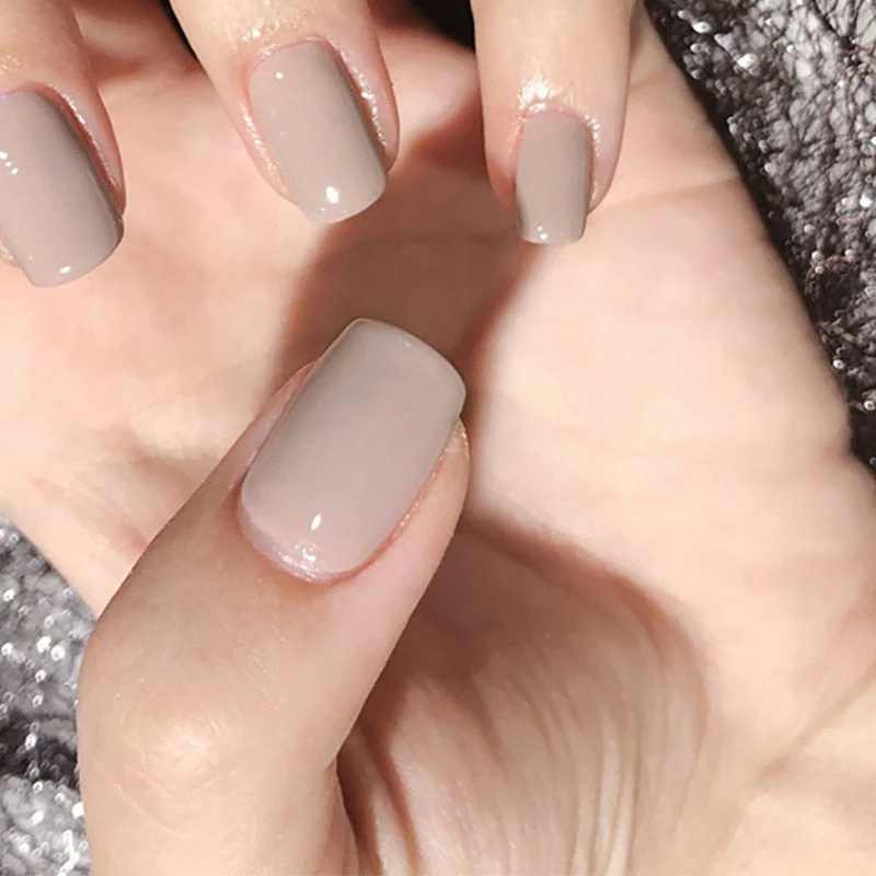 24pcs Wholesales Fake Nails For Women Light Color Solid Color Short Nail Tips Fingernail DIY Nail Art False Nails with Glue-Nail Inspo