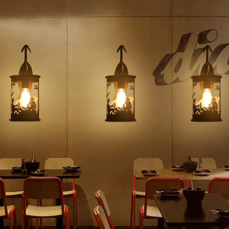 Country Lantern Sconce Fixture 1 Bulb Metal Wall Mount Lighting in Black for Restaurant with Wild Animal Pattern