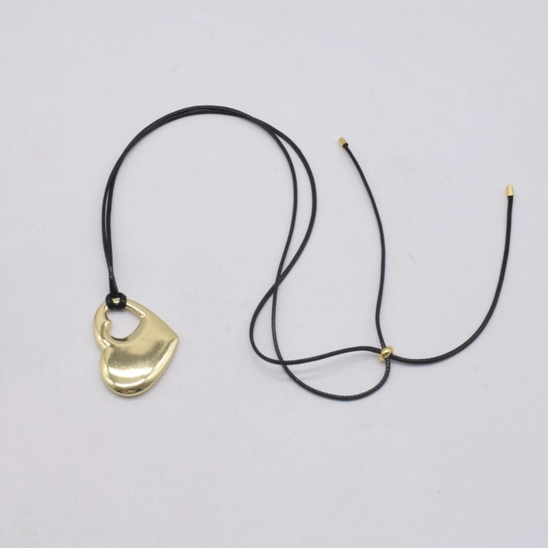 Classic Style Commute Heart Shape Alloy Women's Pendant Necklace