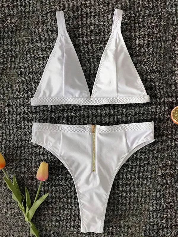 Solid Color Triangles Split Bikini Swimsuit