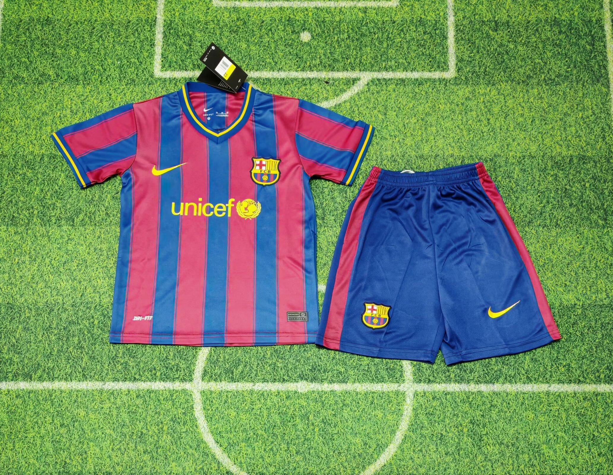 Retro 09/10 Barcelona Home Kids Kit Football Jersey Thai Quality