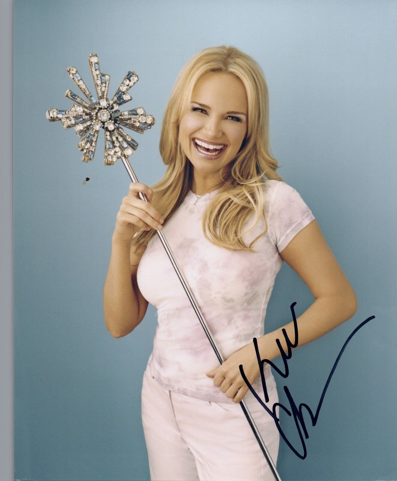 Kristen Chenoweth Signed Autographed 8x10 Photo Poster painting WICKED COA