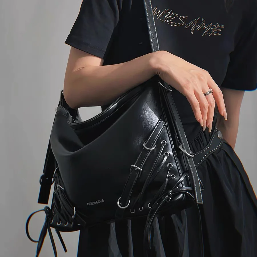 Danccia "Wrinkle" SHOULDER BAG