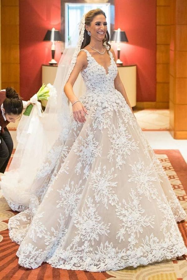 Stunning A-line Floral Long Wedding Dress With V-Neck Lace | Ballbellas Ballbellas