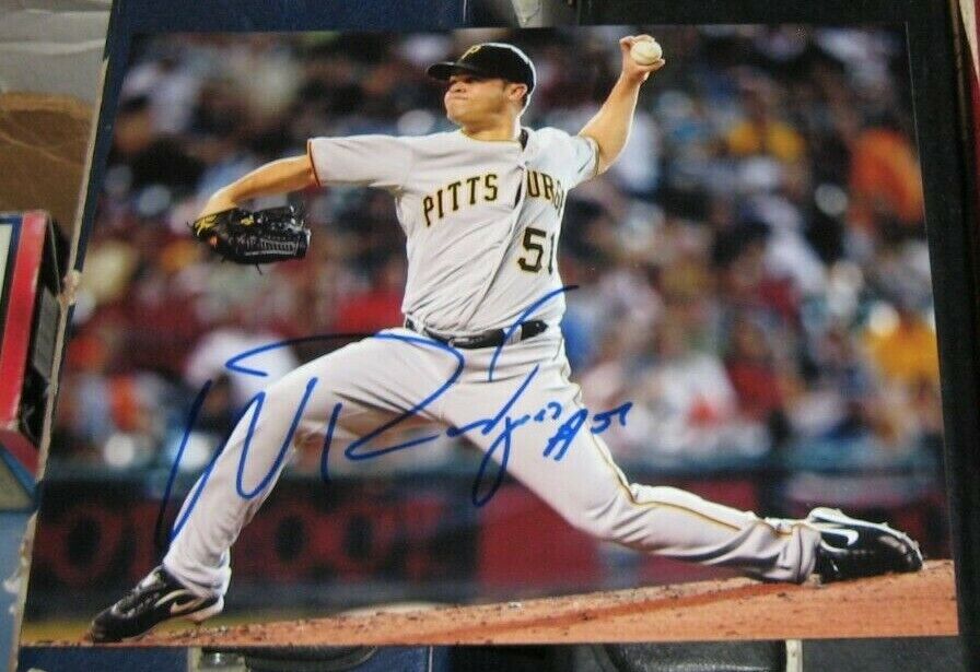 Wandy Rodriguez Pittsburgh Pirates SIGNED AUTOGRAPHED 8x10 Photo Poster painting COA Baseball