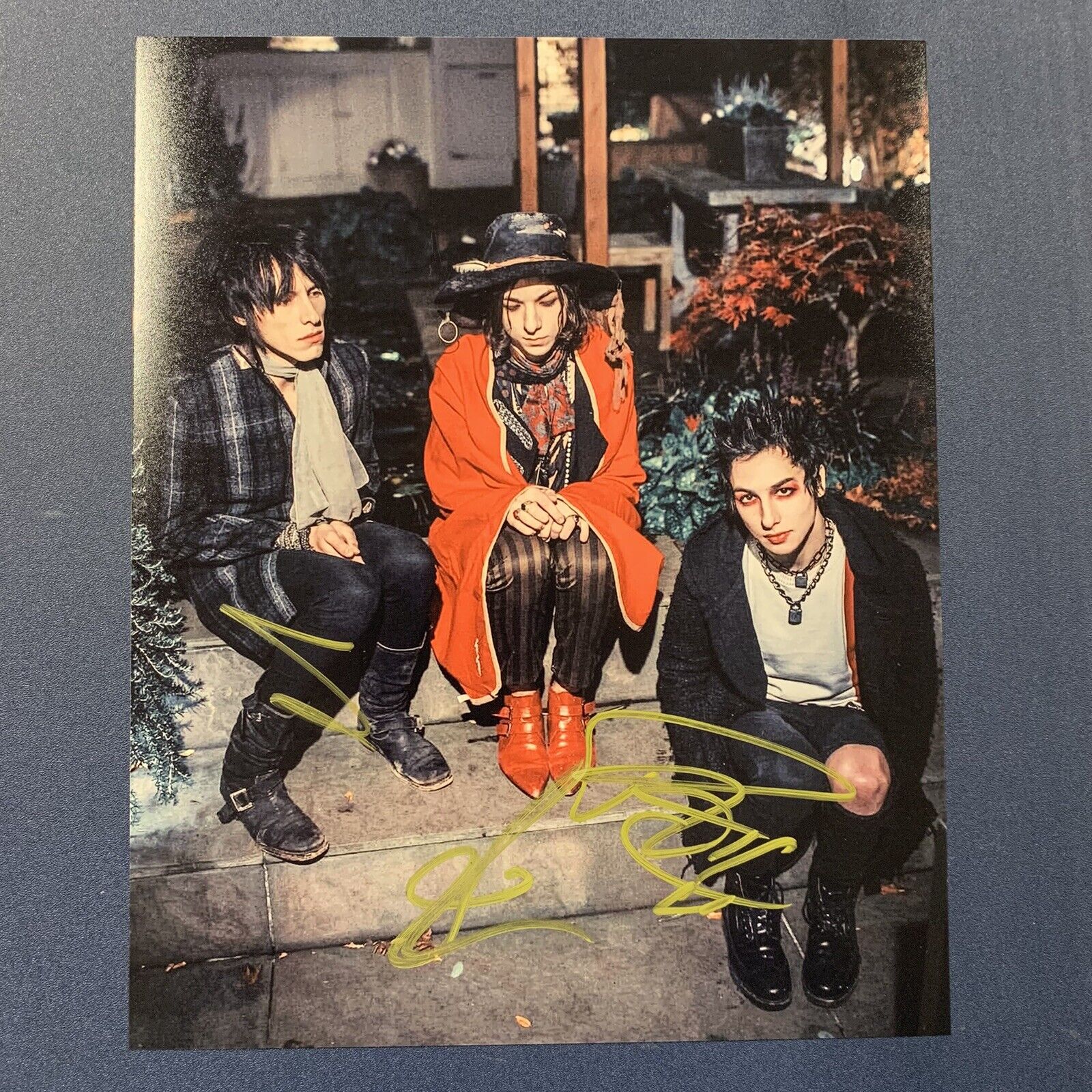 PALAYE ROYALE FULL BAND SIGNED 8X10 Photo Poster painting AUTOGRAPHED RARE REMINGTON LEITH COA