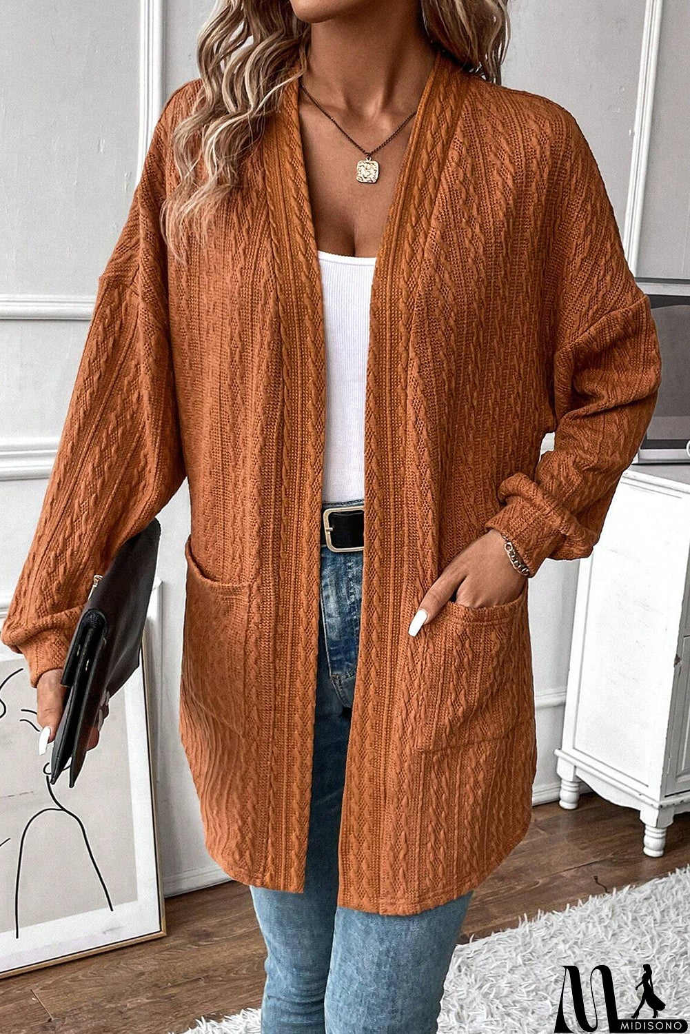 MidiSono - Simple and Stylish winter Cardigan