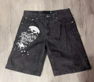 Wing Pocket Embroidered Short