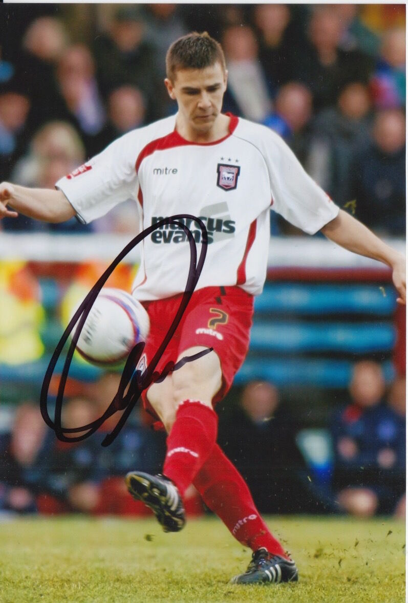 IPSWICH TOWN HAND SIGNED OWEN GARVAN 6X4 Photo Poster painting 1.