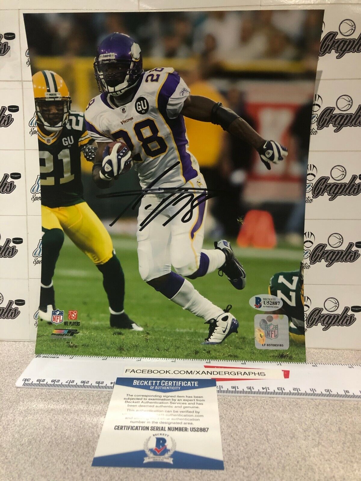 ADRIAN PETERSON SIGNED AUTOGRAPHED 8X10 MINNESOTA VIKINGS Photo Poster painting-BECKETT BAS COA