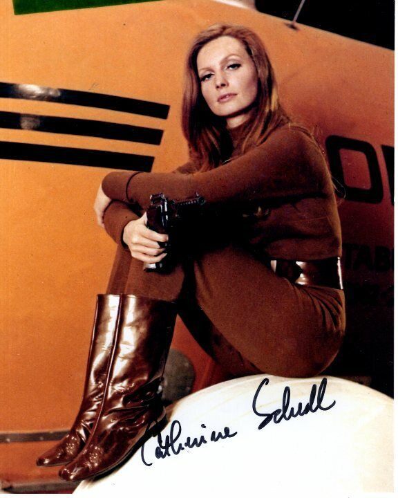 CATHERINE SCHELL Signed ON HER MAJESTY'S SECRET SERVICE JAMES BOND 007 Photo Poster painting