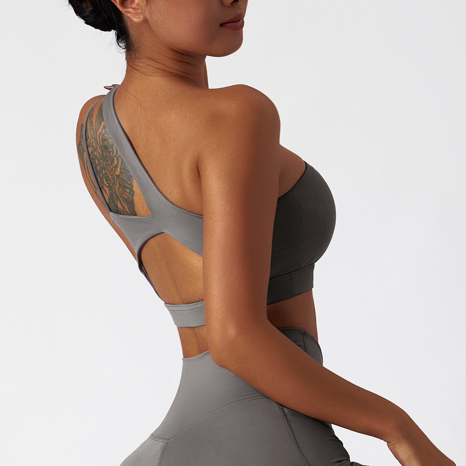 Hergymclothing Gray oblique single shoulder anti slip open back running gym fitness sports bra online shopping