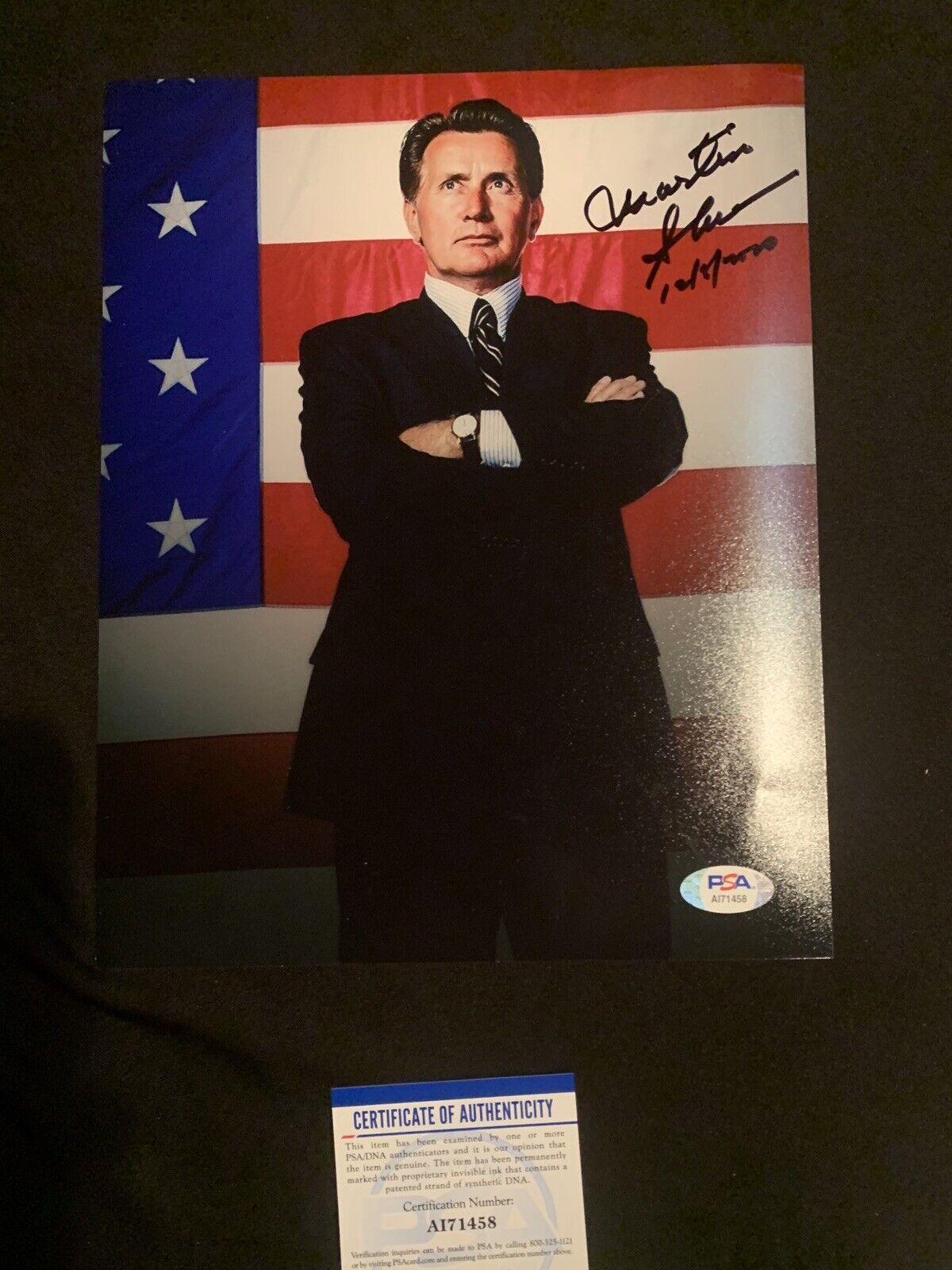 Martin Sheen Signed 8x10 Photo Poster painting Pic Auto West Wing Psa Coa