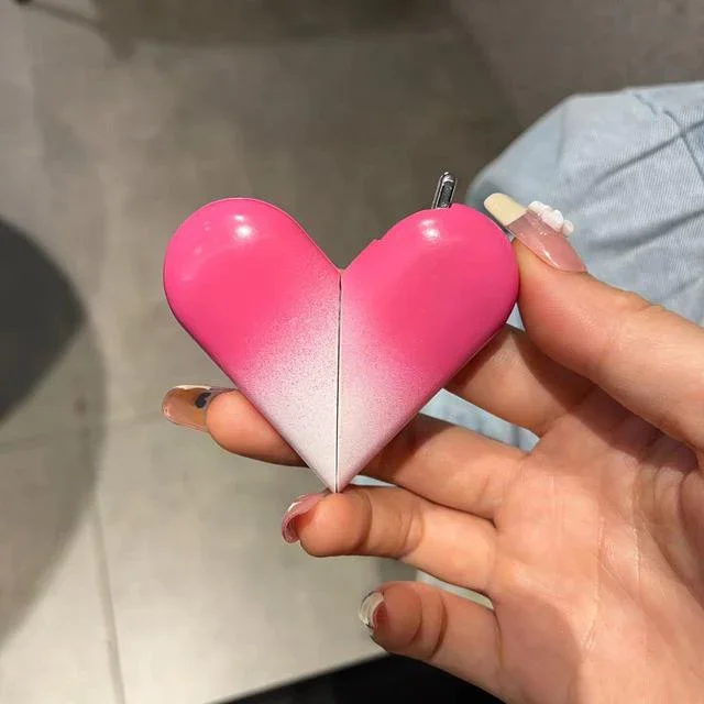 Cute Rotating Heart Lighter