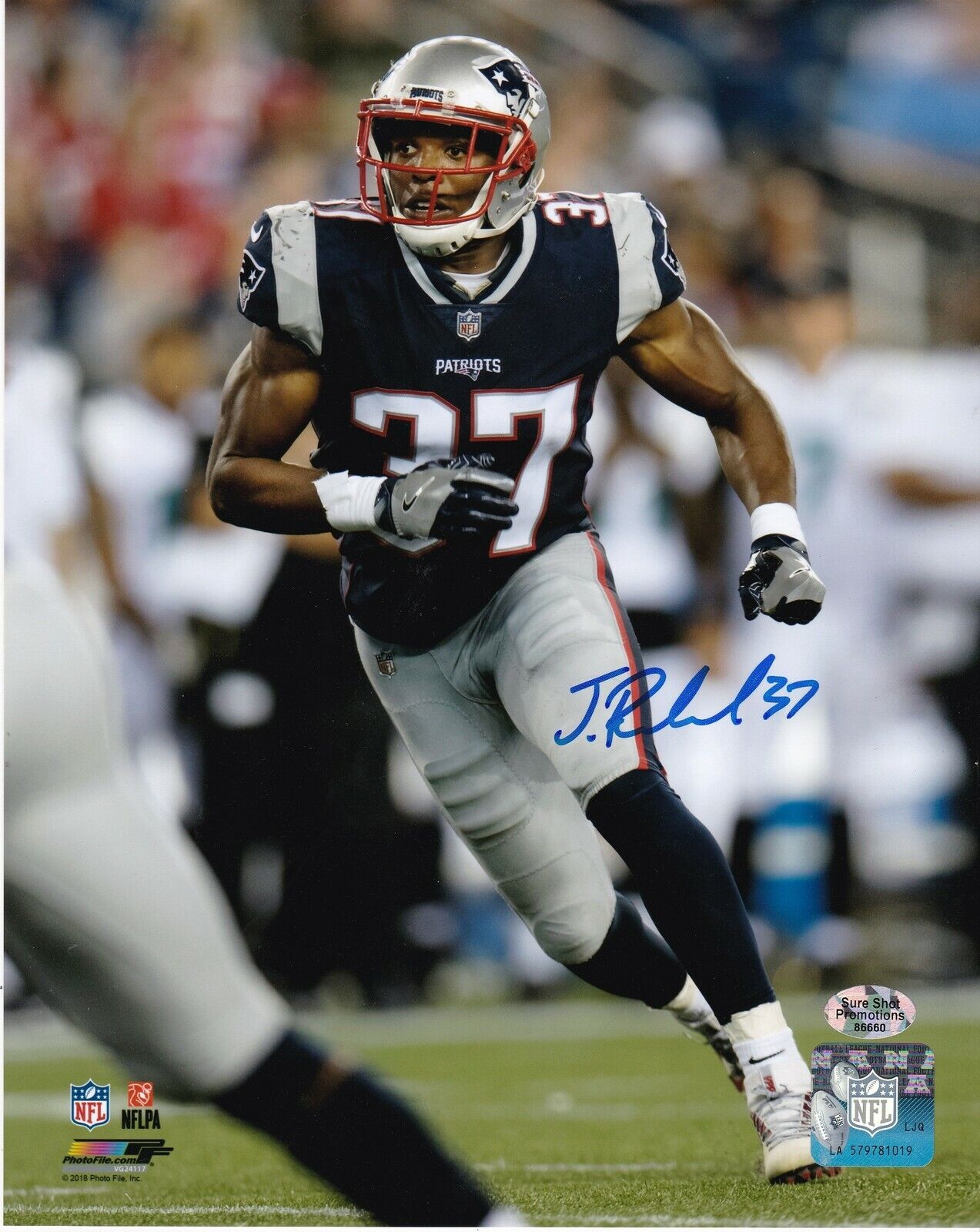 JORDAN RICHARDS NEW ENGLAND PATRIOTS ACTION SIGNED 8x10