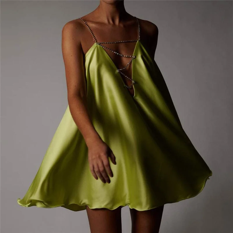 wsevypo Women&rsquo;s Chain Suspender Short Dress Fashion Solid Hollow V-neck A-line Mini Flared Dress Party Club Backless Vestidos