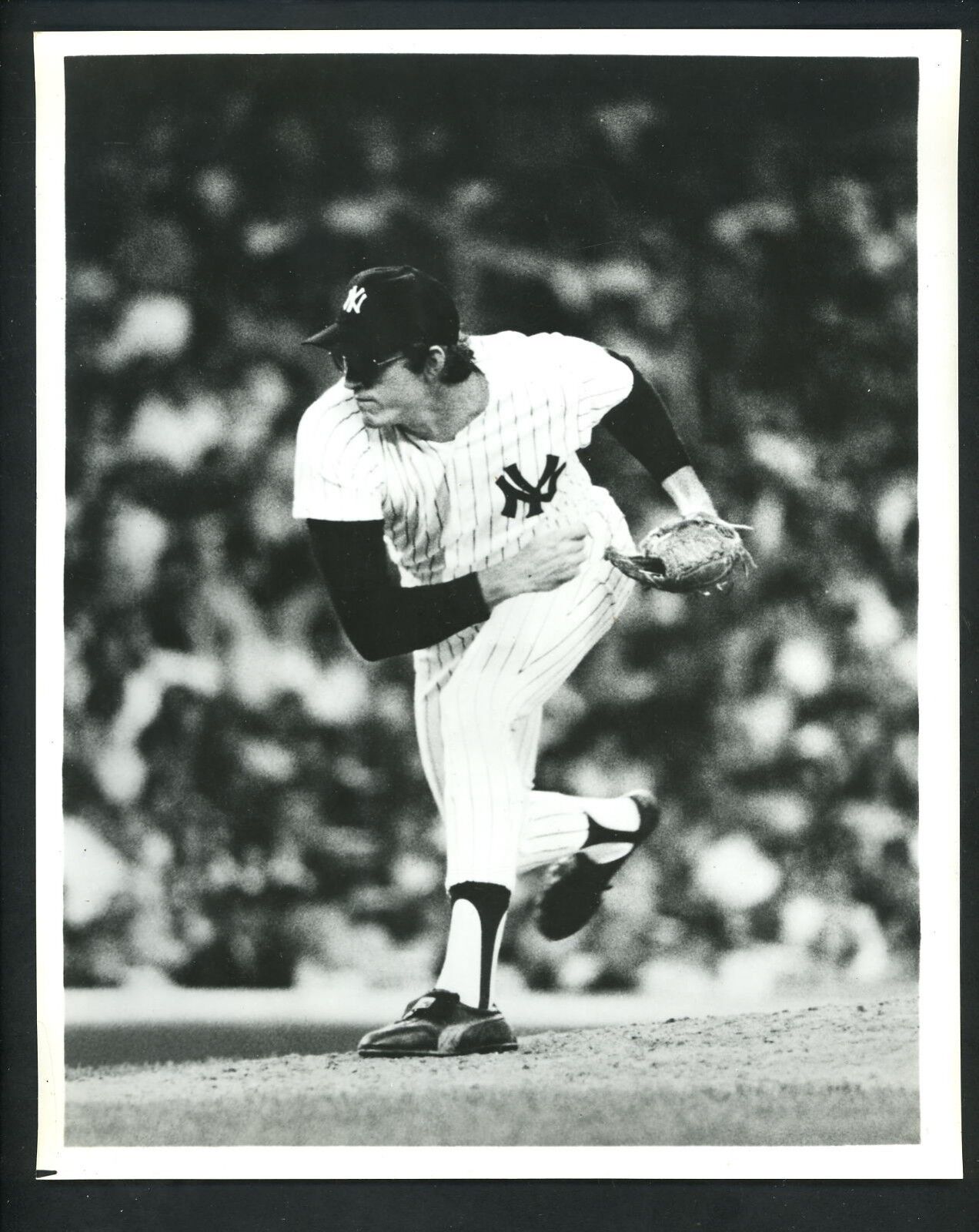 Ron Davis 8 x 10 B&W Photo Poster painting New York Yankees