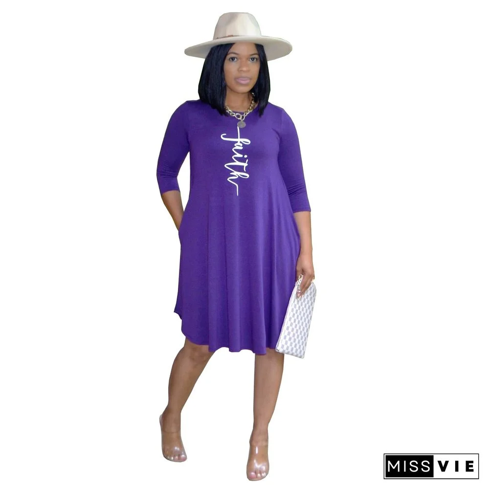 Women's Dresses Are Casual In Mid-summer