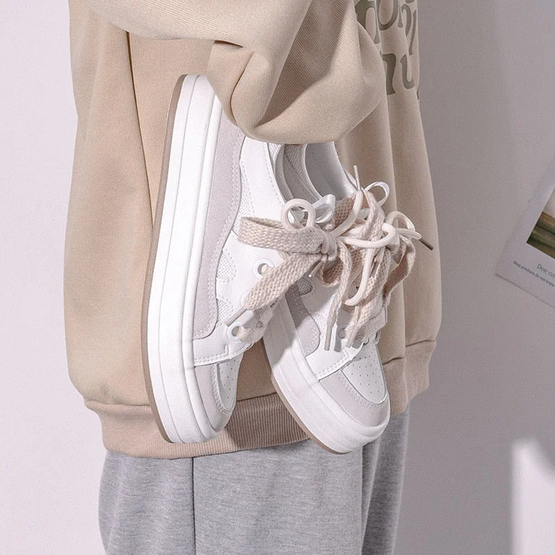 Women's Shoes 2022 New Fashion Spring Thick-Soled Women Sneakers Breathable Korean Style Low-top Comfy Casual Platform Shoes