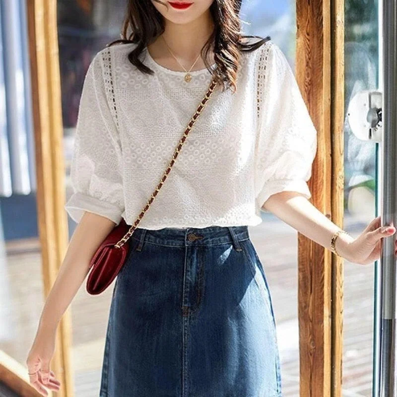 Summer New 2021 Korean Fashion Women's Lantern Sleeve Loose Shirts Embroidery Cotton Lace O-neck Casual Blouses Plus Size 13440