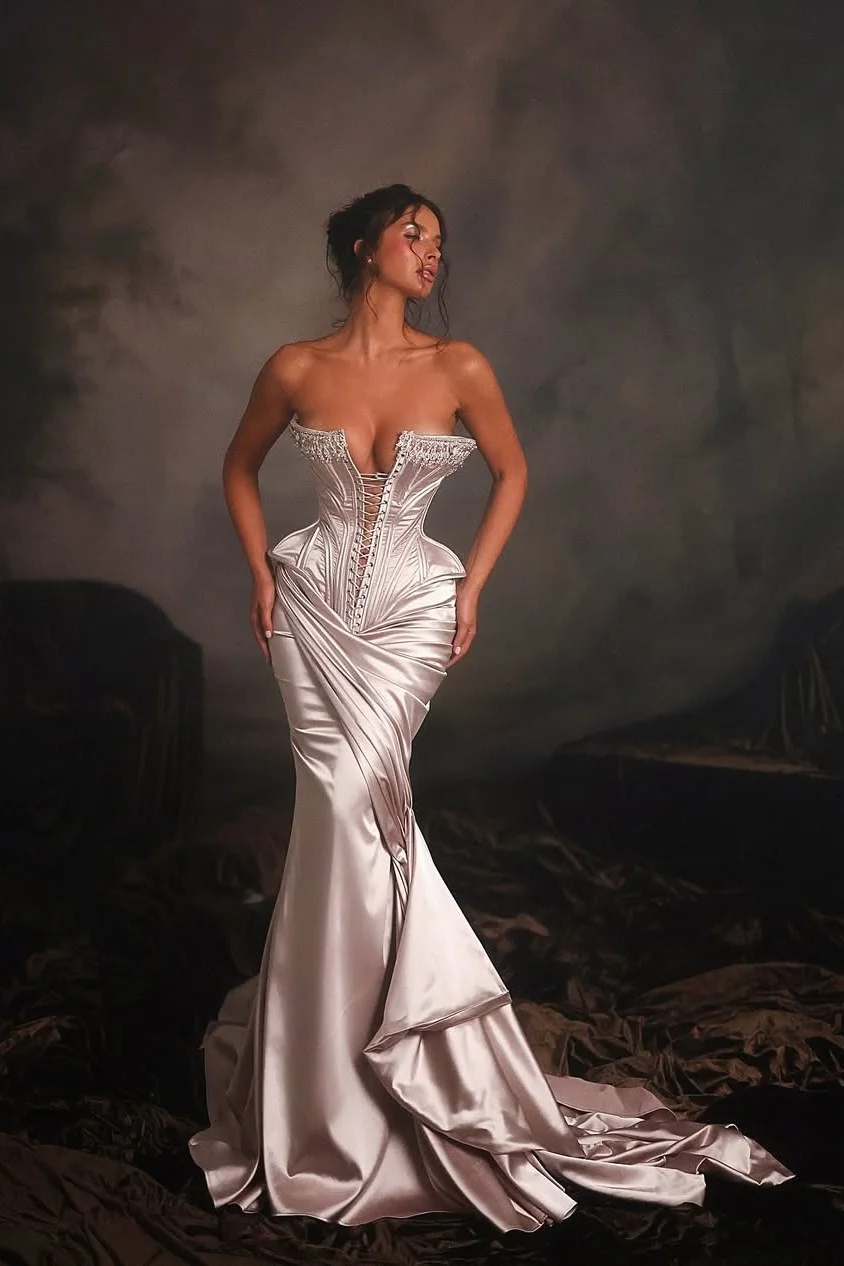 Daisda Sleeveless Strapless Deep V-Neck Mermaid Prom Dress