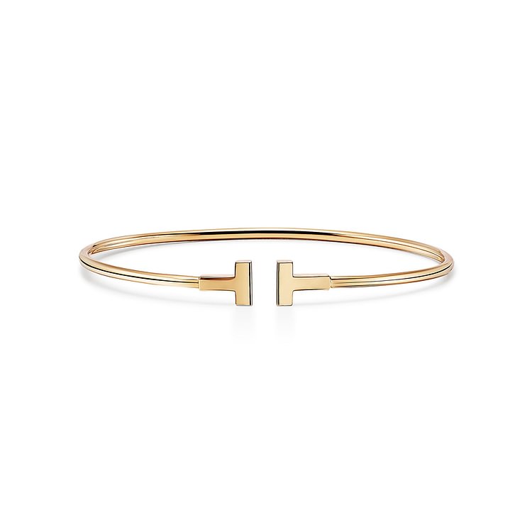 Tiffany Narrow Wire Bracelet in 18k Gold-Medium Size