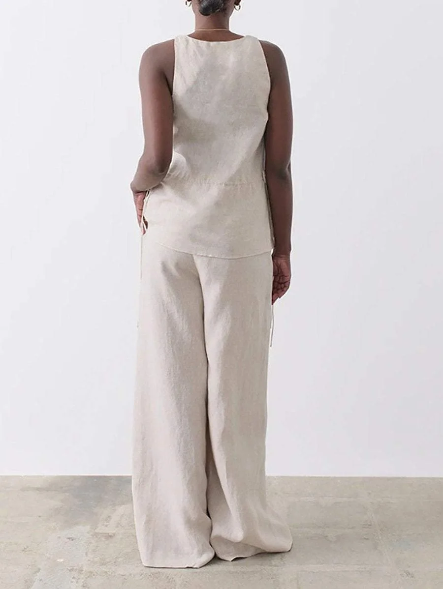 Casual sleeveless two-piece suit