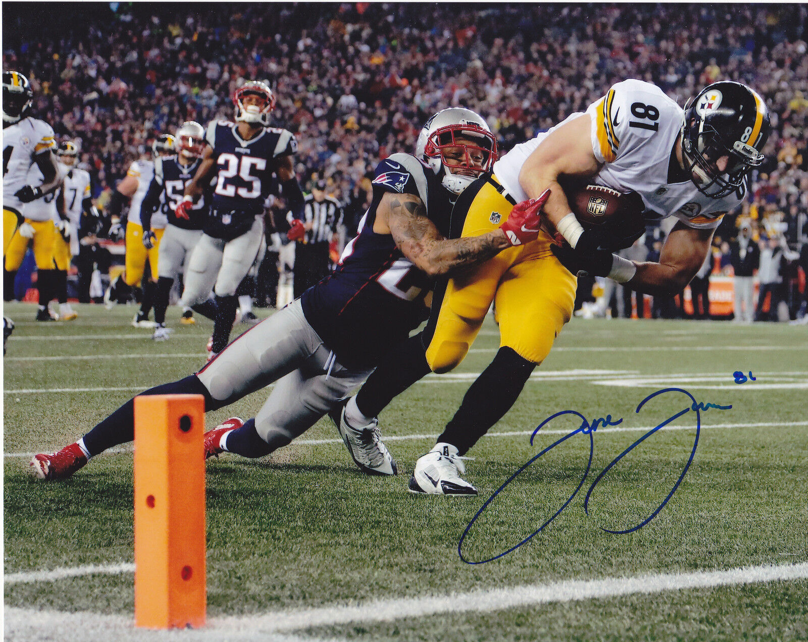 JESSE JAMES PITTSBURGH STEELERS ACTION SIGNED 8x10