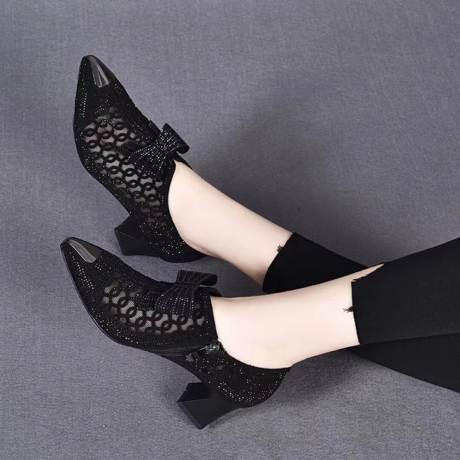 2022 Spring and summer casual  Rhinestone hollow chunky heel shoes