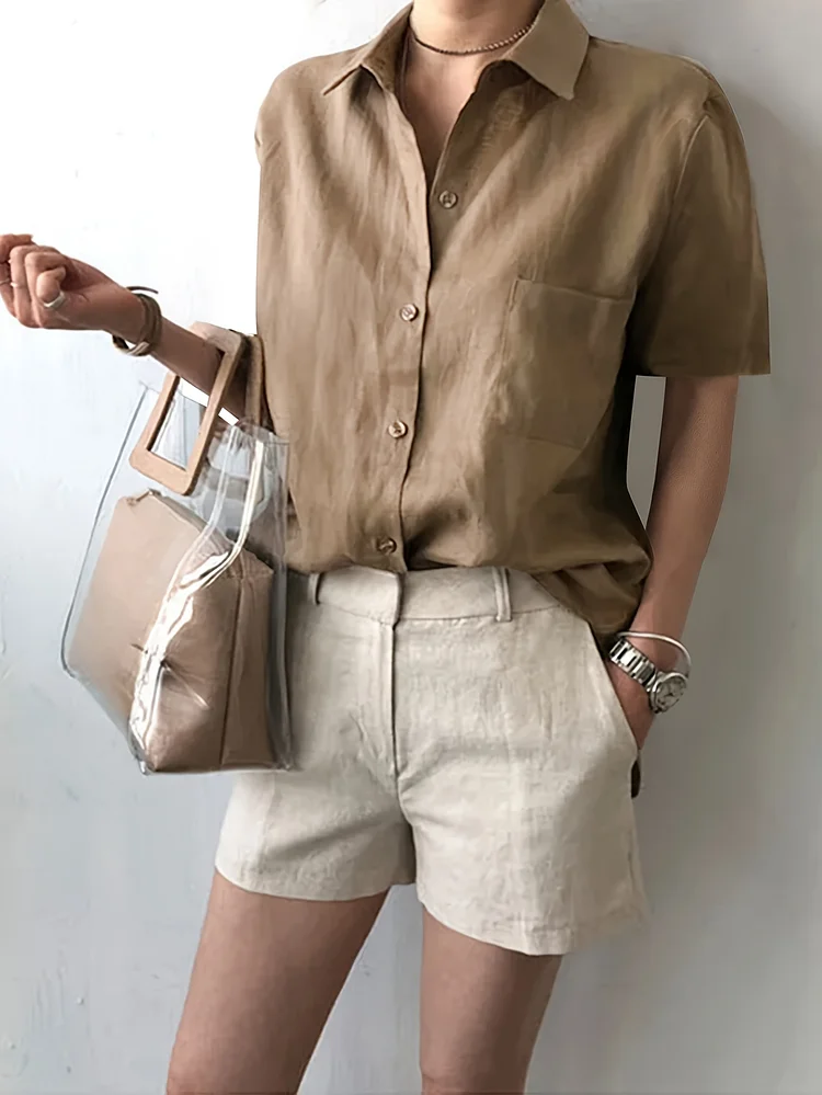 Lightweight Polyester Women's Casual Short Sleeve Shirt With Chest Pockets | Solid Color, Collared, Perfect For Spring/Summer Outings, Casual Attire