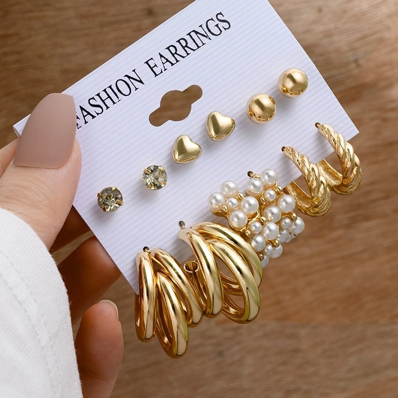 Hot Sale Retro Gold Geometric Ladies Earrings Set Fashion Pearl Earrings Earrings Diamond