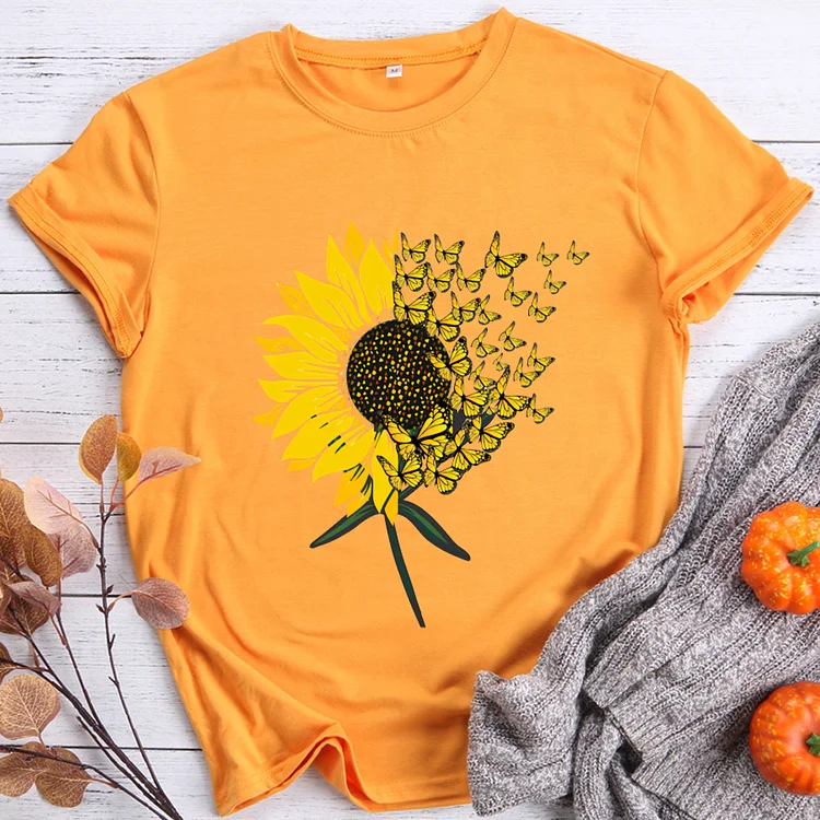 Beautiful Butterflies And Sunflowers Heart Round Neck T-shirt