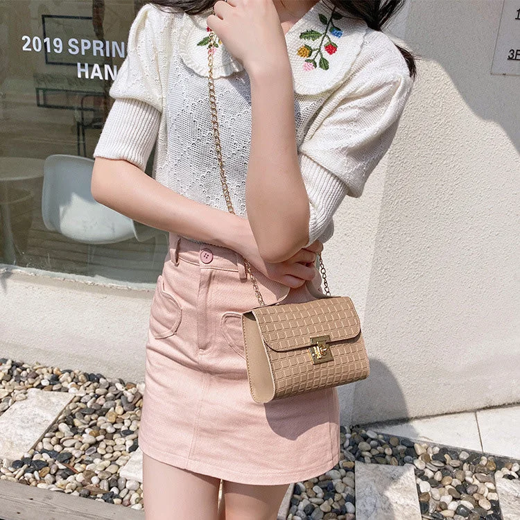 The Hottest Messenger Bags for Women in 2022