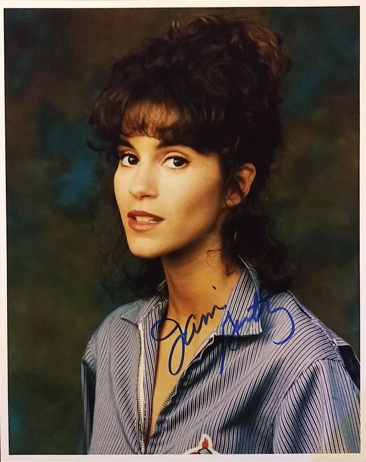 Jami Gertz signed 8x10