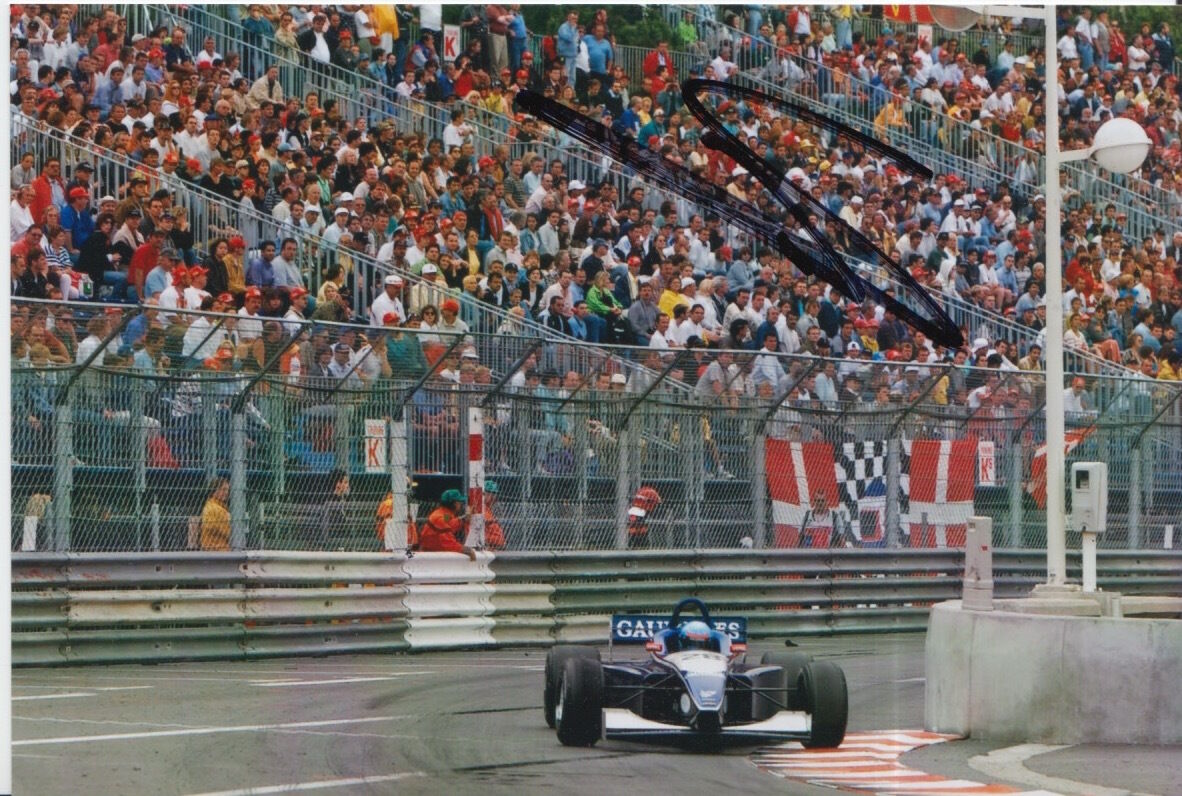 STEPHANE SARRAZIN HAND SIGNED FORMULA 1 6X4 Photo Poster painting.