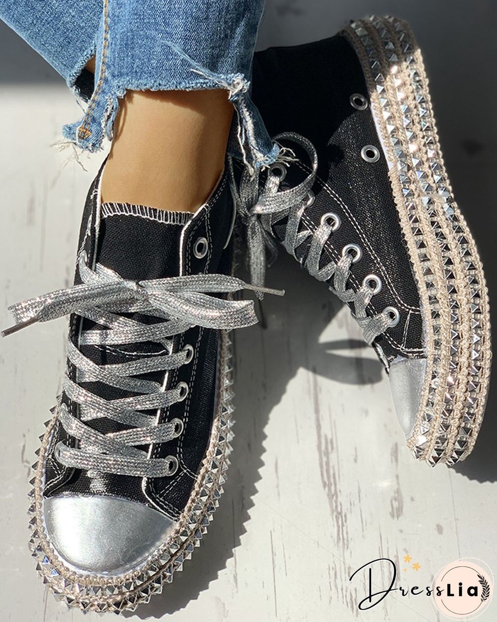 Leopard Rivet Embellished  Lace-Up Sneakers