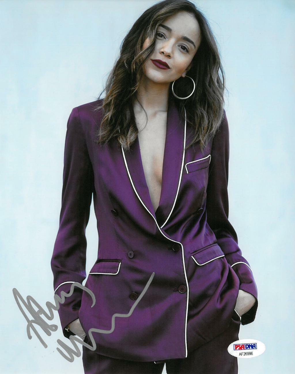 Ashley Madekwe Signed Authentic Autographed 8x10 Photo Poster painting PSA/DNA #AF26996