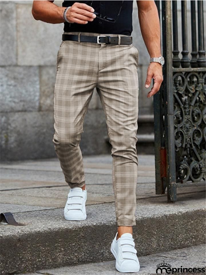 Men&rsquo;s Button Up Plaid Trousers