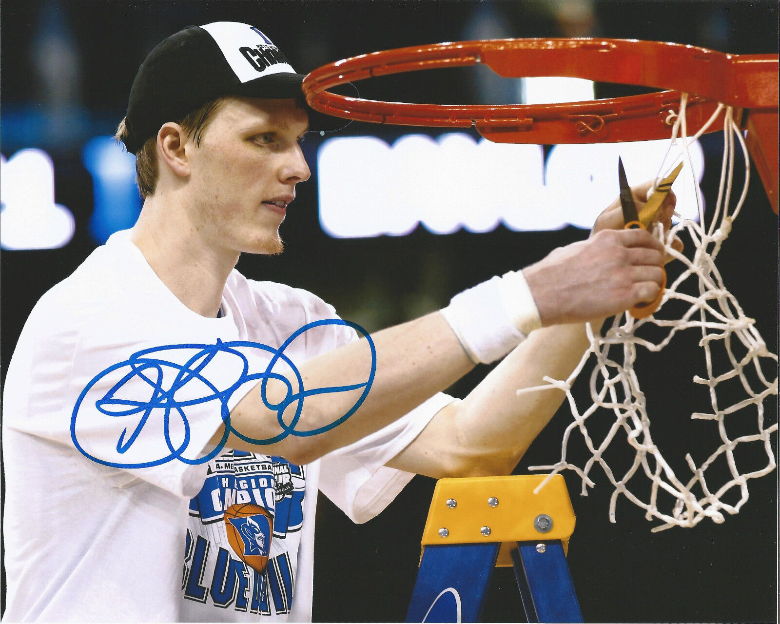 DUKE BLUE DEVILS KYLE SINGLER SIGNED NCAA CHAMPIONS 8X10 Photo Poster painting W/COA PISTONS C