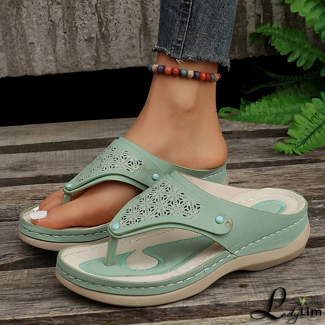 Modern and Versatile winter Sandals