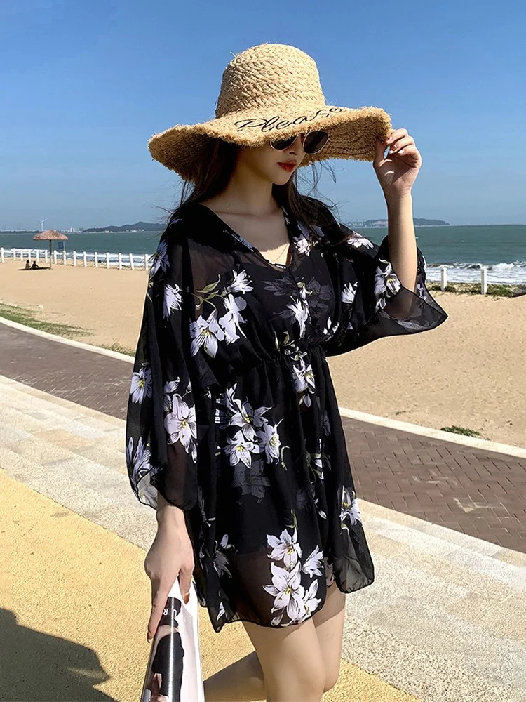 Three Piece Floral Swimsuit-Look Slimmer