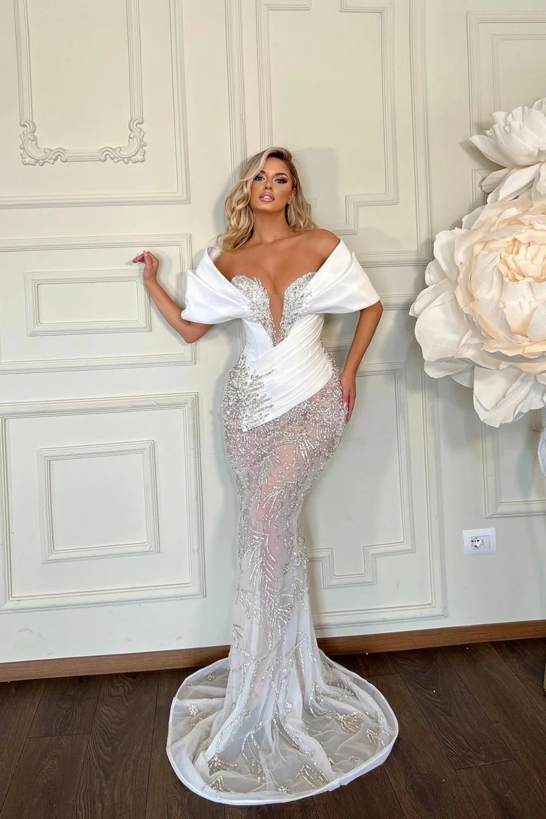 Lisliy Heavy White Prom Dress Charmeuse Wedding Dress Sleeveless Tulle 